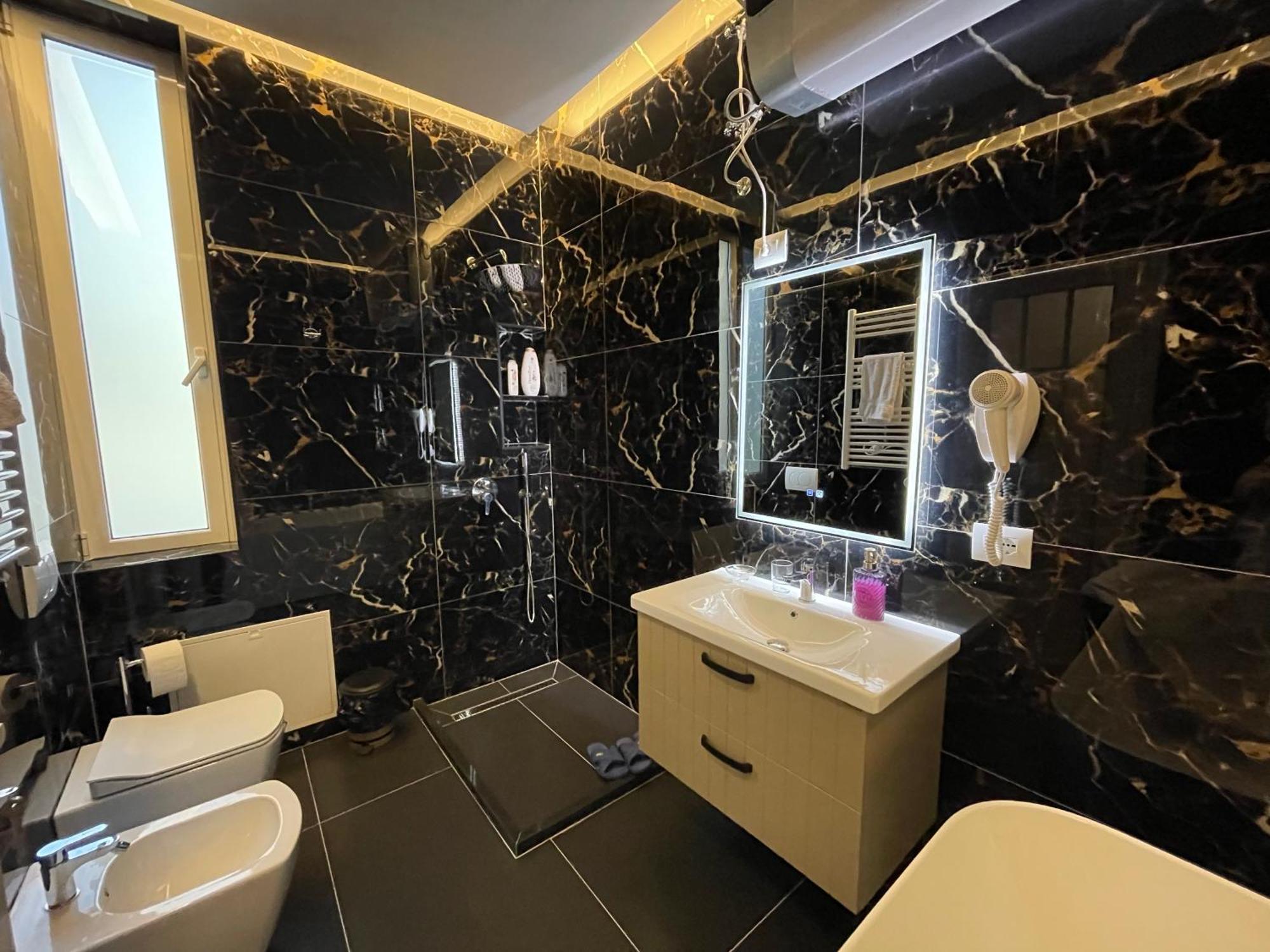 טיראנה Hotel Vila 15 - Center מראה חיצוני תמונה