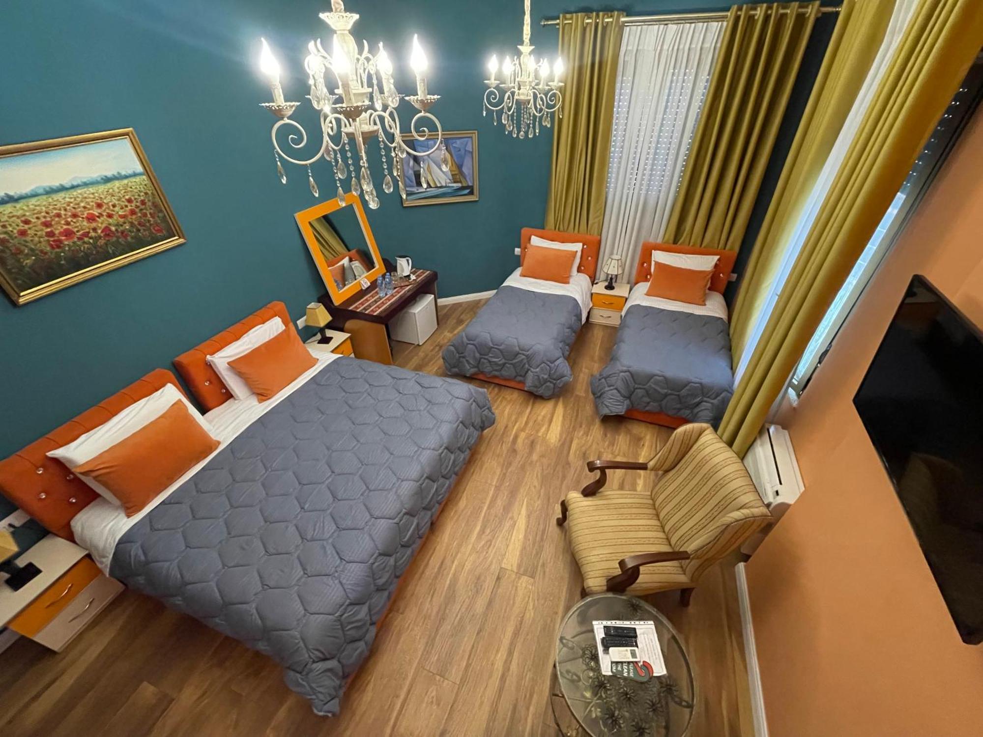 טיראנה Hotel Vila 15 - Center מראה חיצוני תמונה