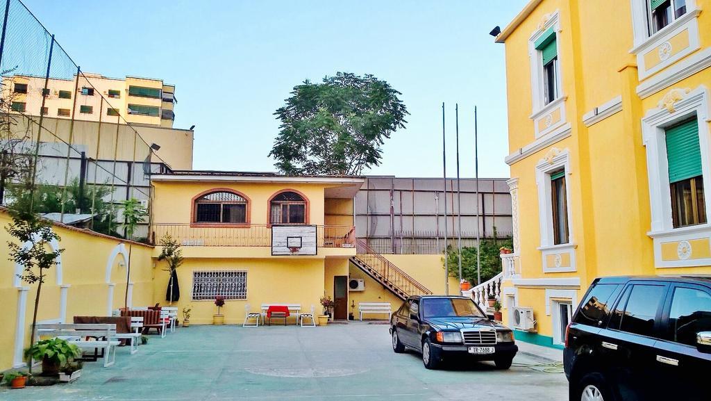 טיראנה Hotel Vila 15 - Center מראה חיצוני תמונה